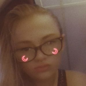 Meet your Posher, Destiny